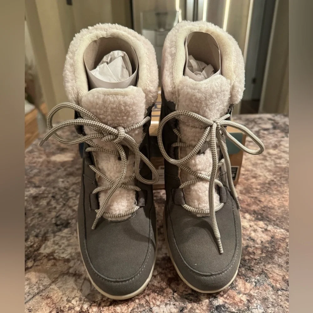 JBU by Jambu Freeze snow boots